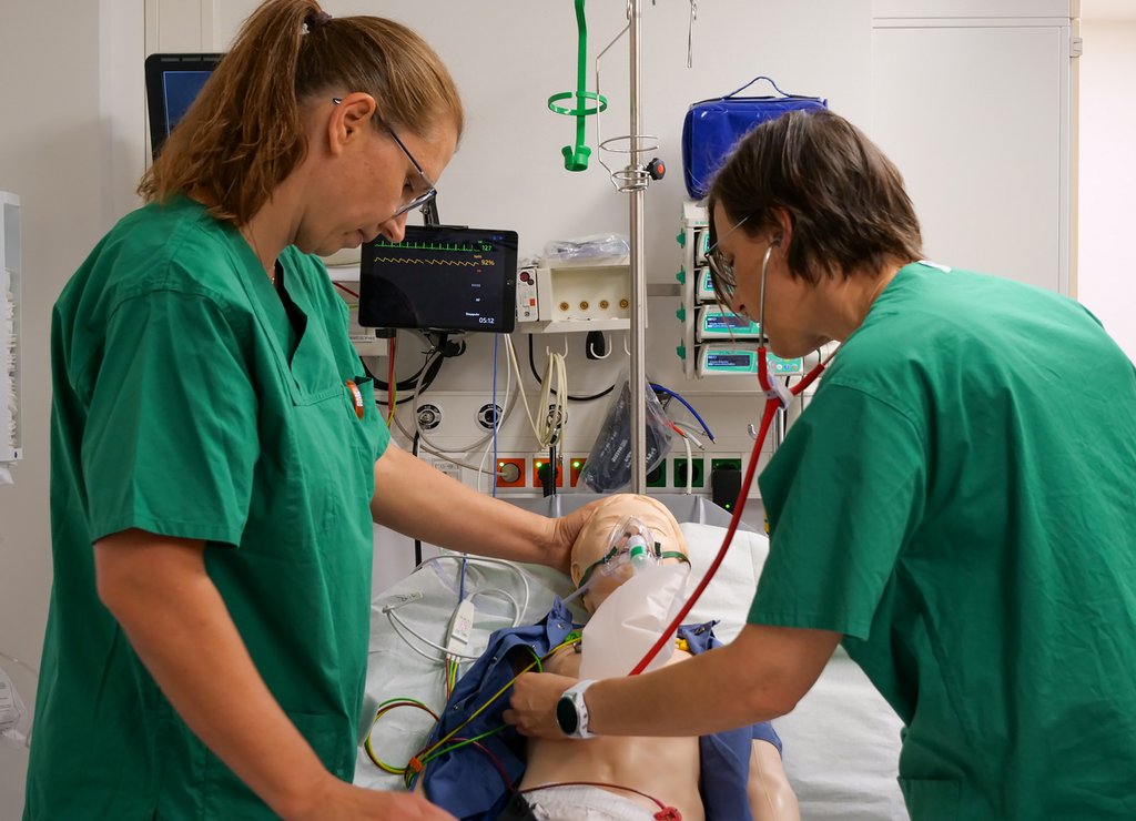 Simulationstraining für den Notfall in der Kinder- und Jugendmedizin